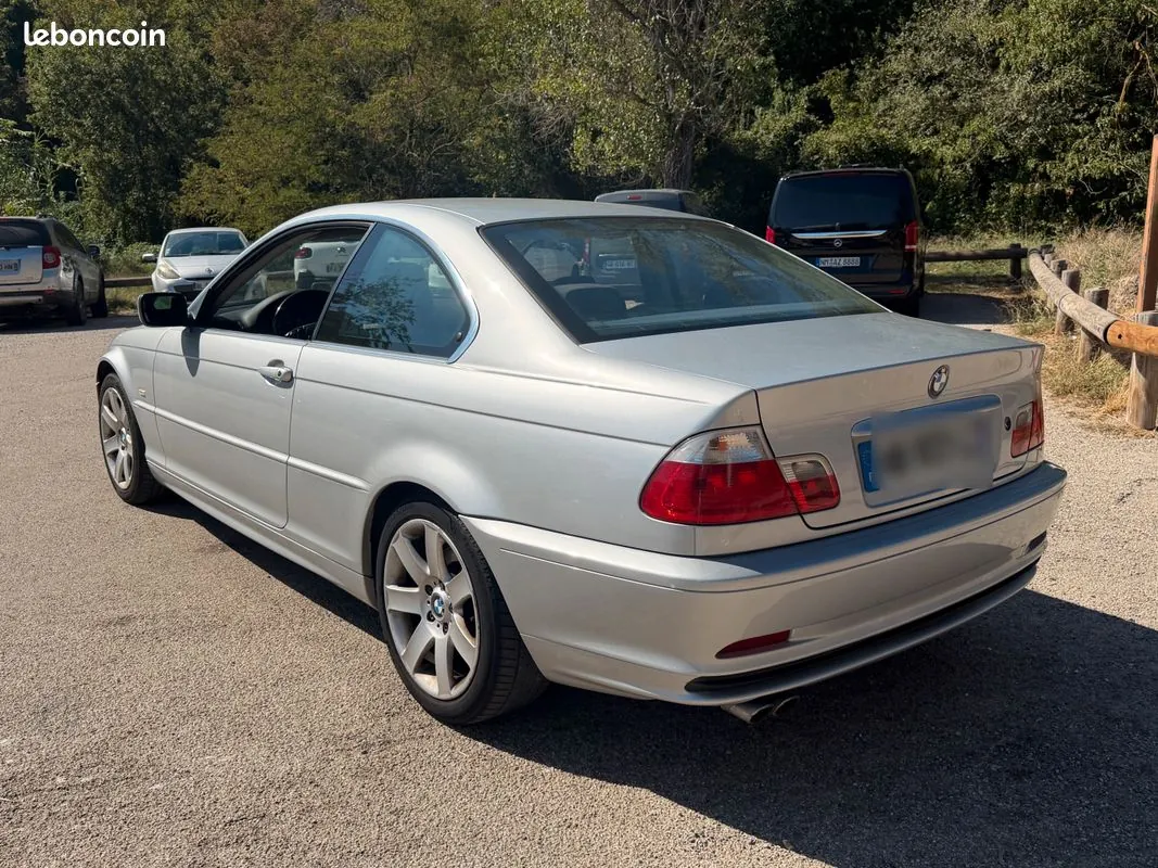 BMW Série 3 2000 photo 2