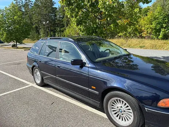 BMW 523I 1999 photo 2