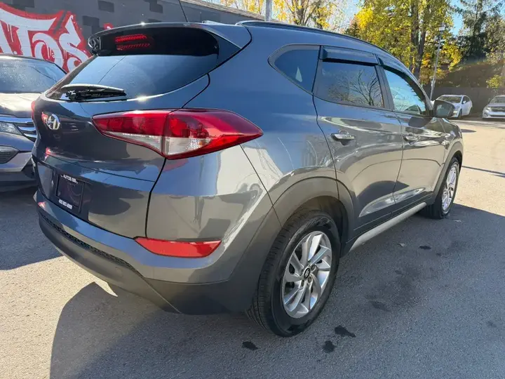Hyundai Tucson 2017 photo 2