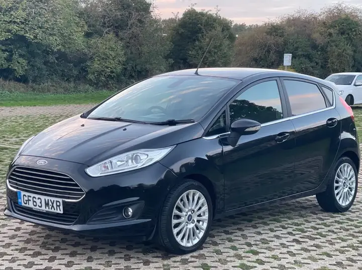 Ford Fiesta 2013 photo 3