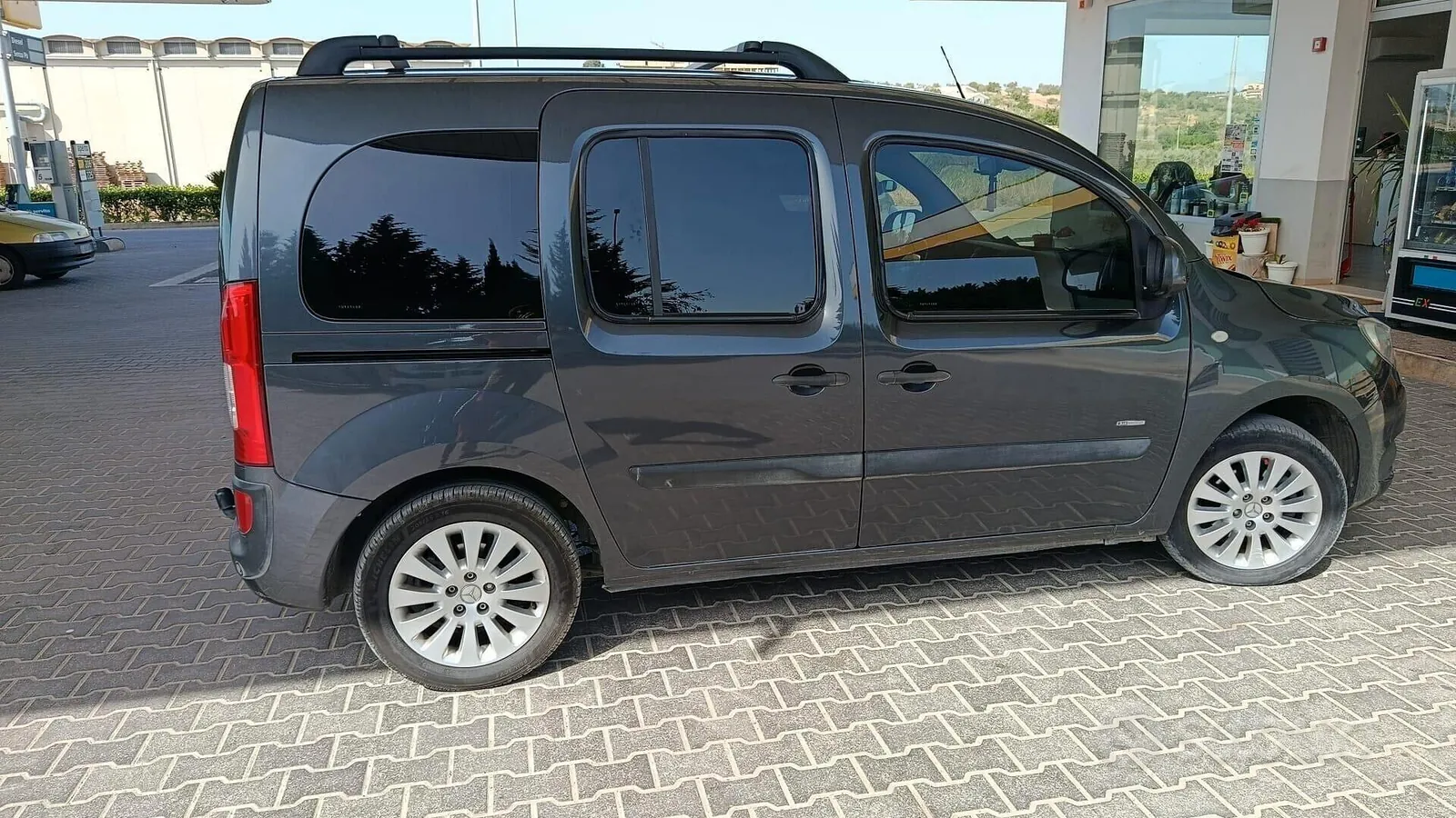 Mercedes-Benz Citan 2012 photo 2