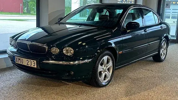 Jaguar X-Type