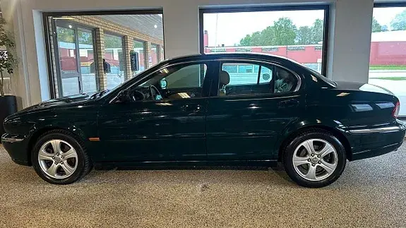 Jaguar X-Type 2002 photo 3