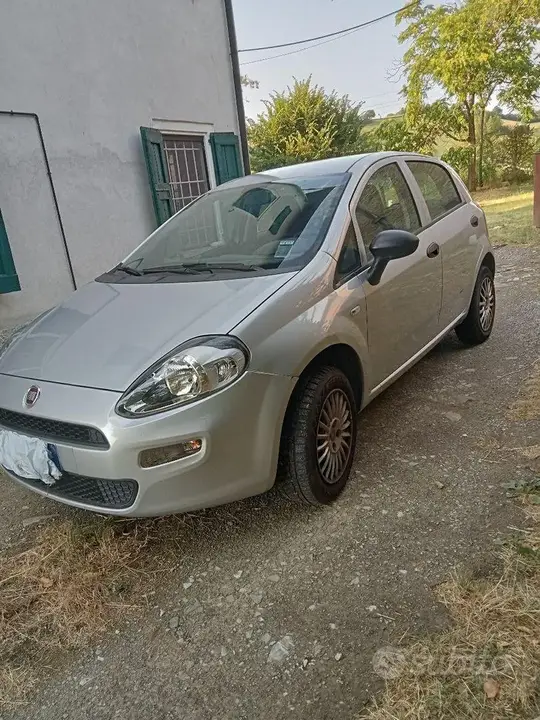 Fiat Punto 2018 photo 2