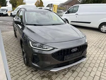 Ford Focus 2023 photo 3