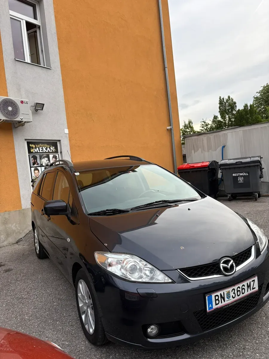 Mazda Mazda5 2006 photo 3