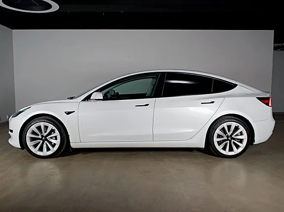 Tesla Model 3 2021 photo 5