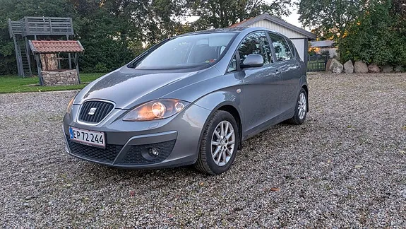 Seat Altea 2012 photo 3