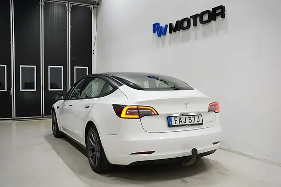 Tesla Model 3 2021 photo 4