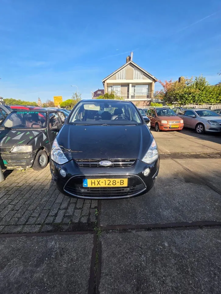 Ford S-Max
