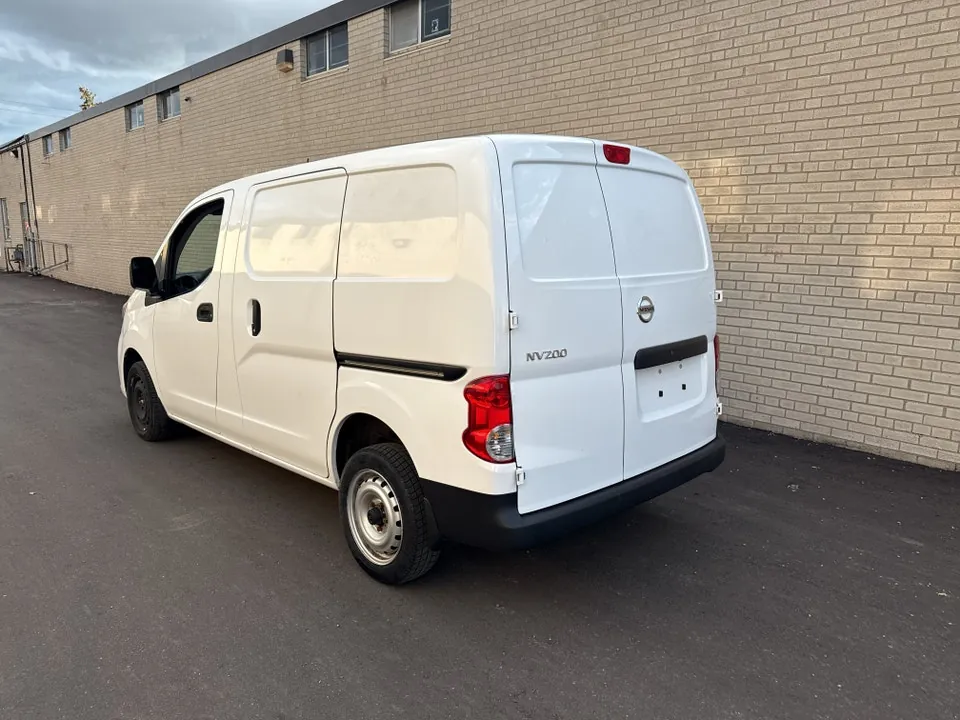 Nissan Nv200 2021 photo 2