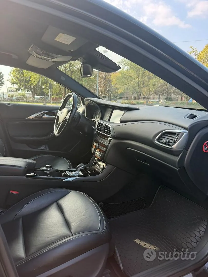 Infiniti Q30 2020 photo 5