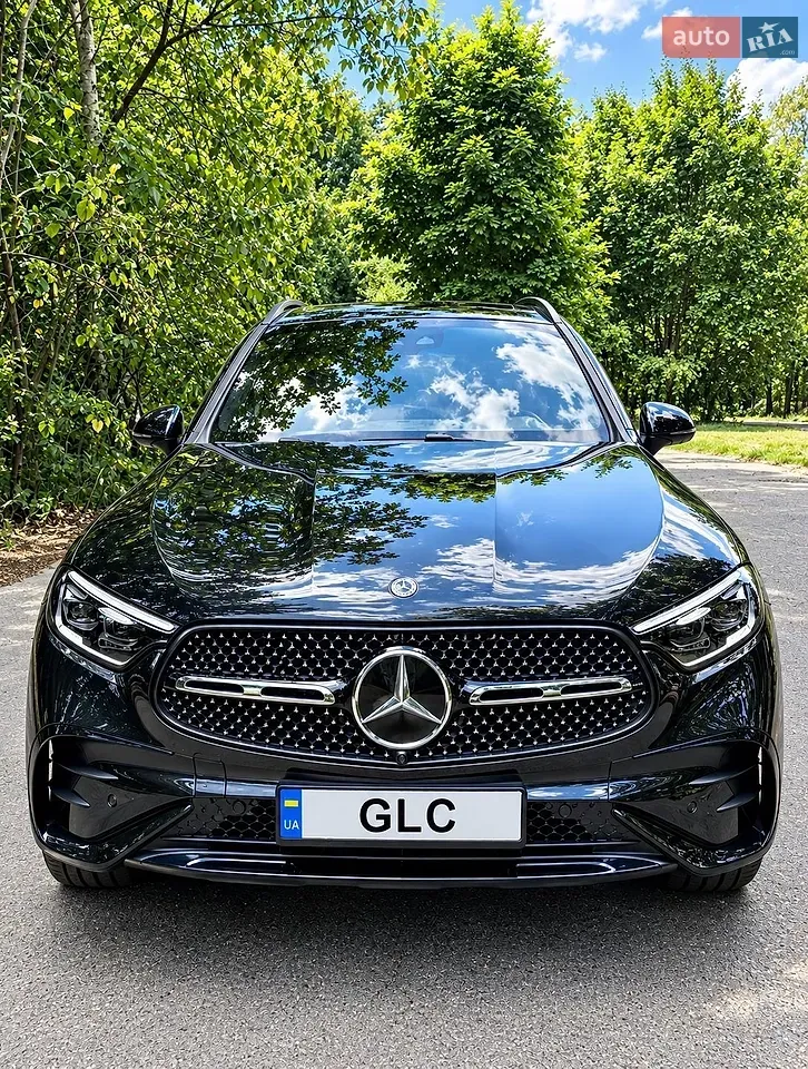 Mercedes-Benz Glc-Class 2025 photo 3