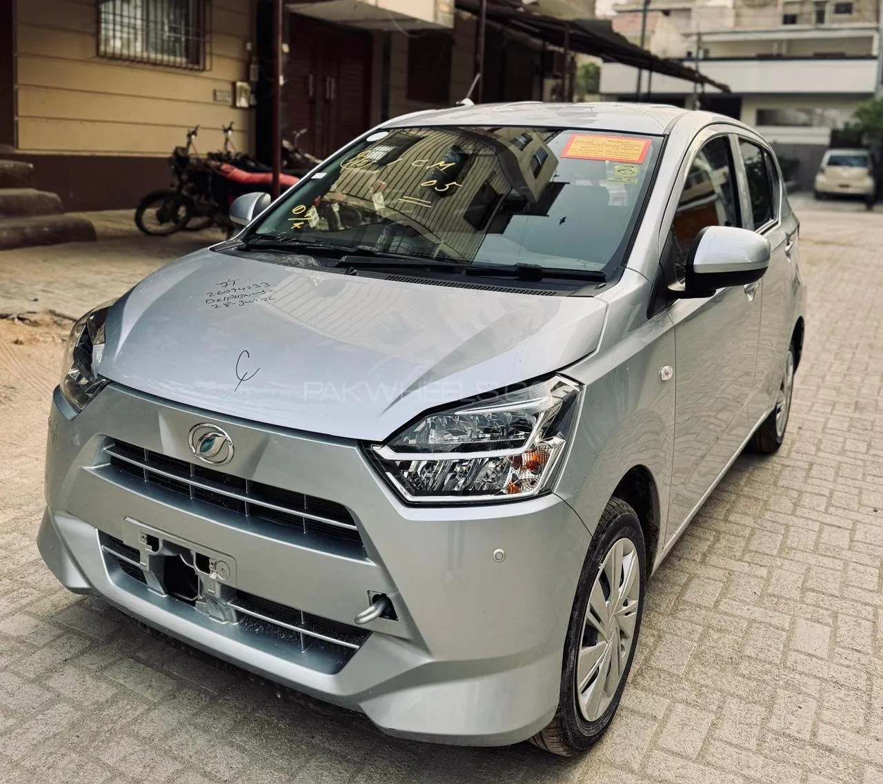Daihatsu Mira