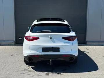 Alfa Romeo Stelvio 2023 photo 3