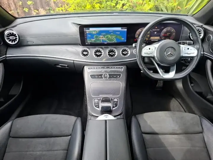 Mercedes-Benz E-Class 2019 photo 3