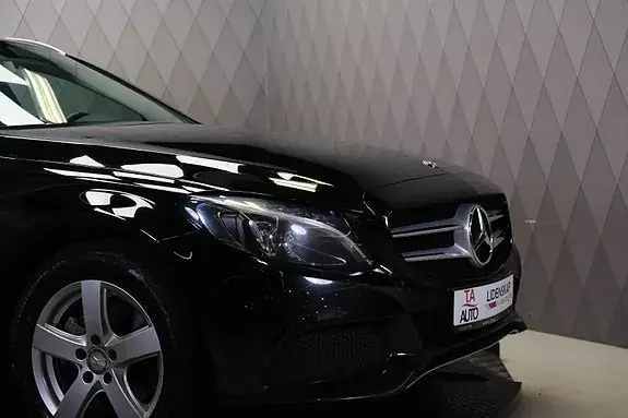 Mercedes-Benz C180 2015 photo 3