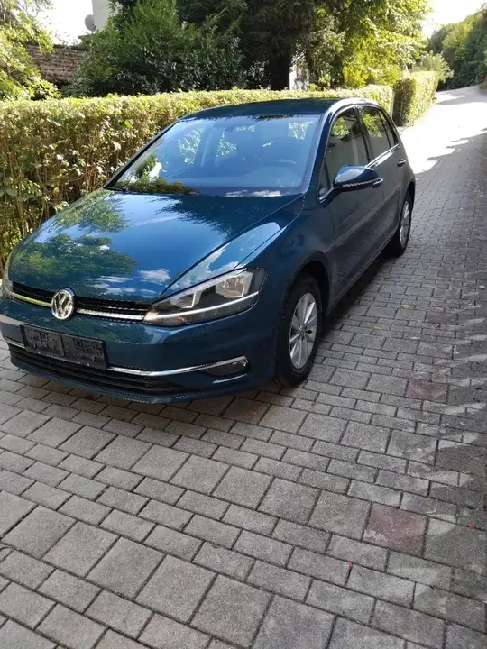 Volkswagen Golf 2017 photo 2