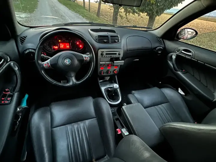 Alfa Romeo 147 2009 photo 3