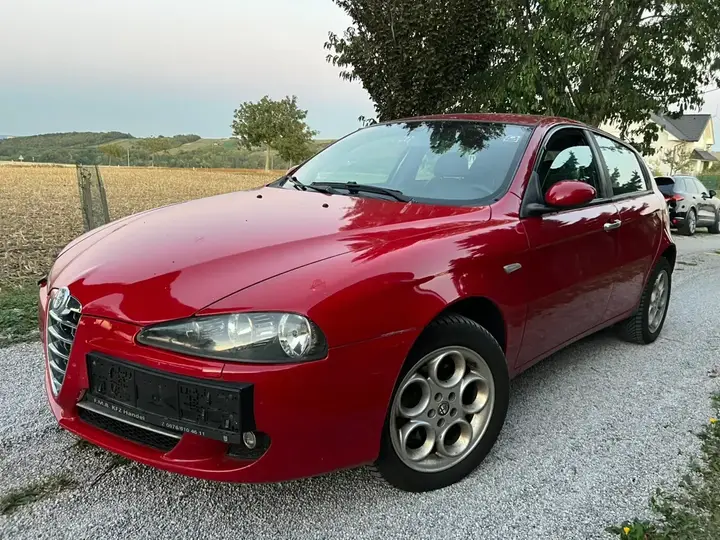 Alfa Romeo 147