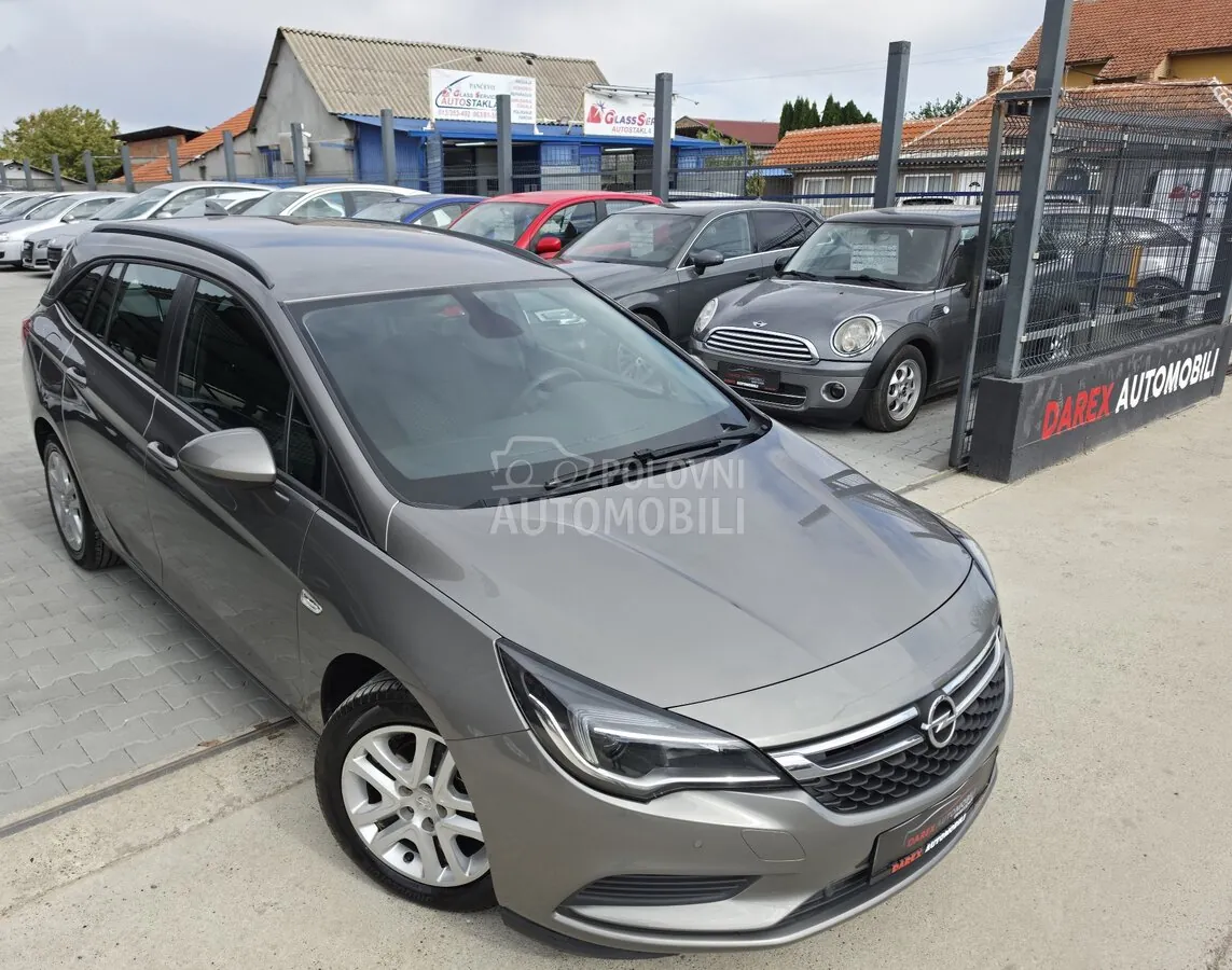 Opel Astra K 2017 photo 2