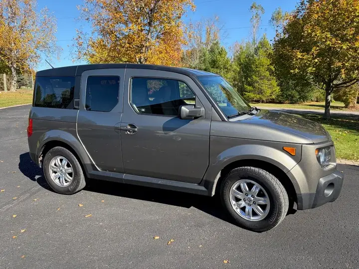 Honda Element 2008 photo 2