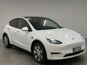 Tesla Model Y 2022 photo 2