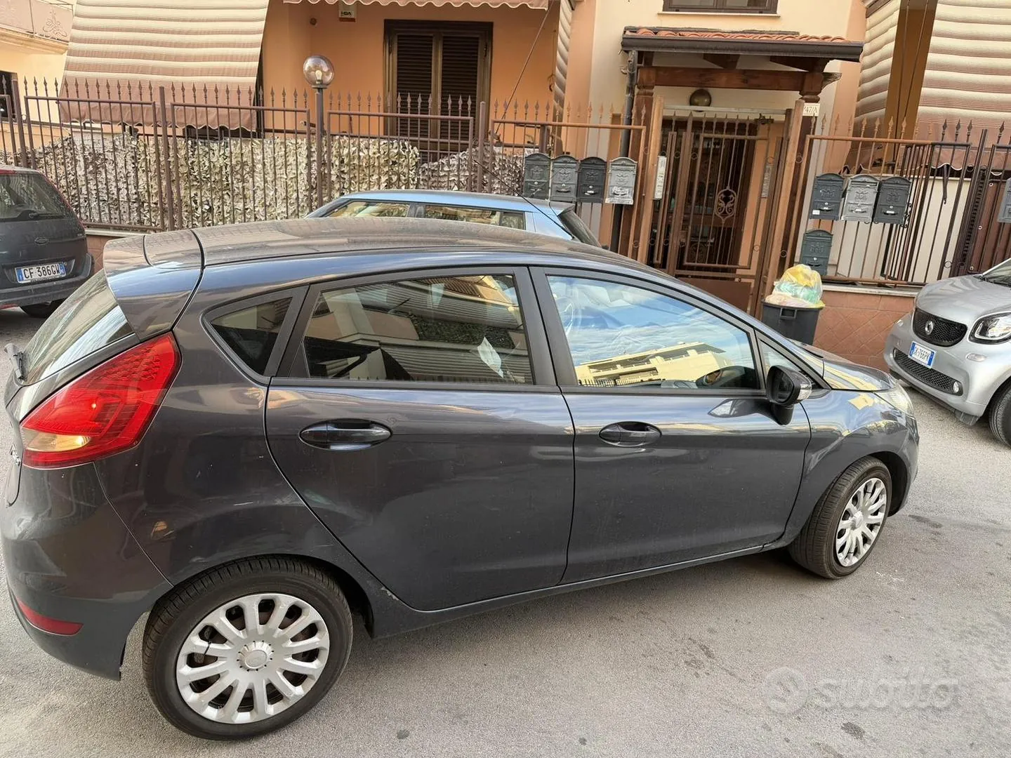 Ford Fiesta 2009 photo 3