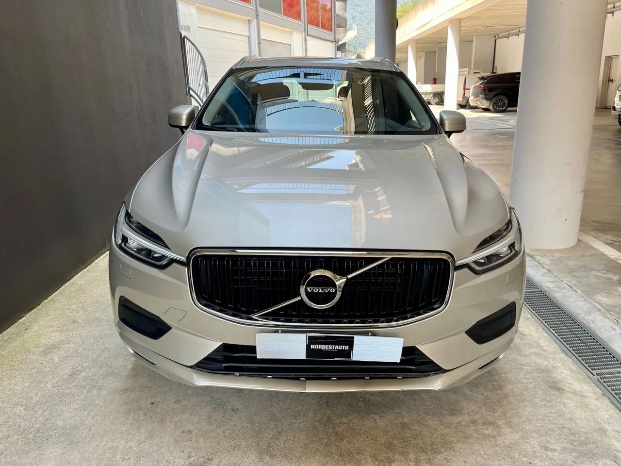 Volvo Xc 60 2019 photo 2