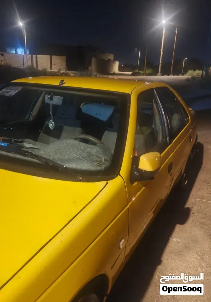 Peugeot 405