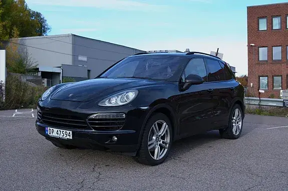 Porsche Cayenne 2011 photo 4