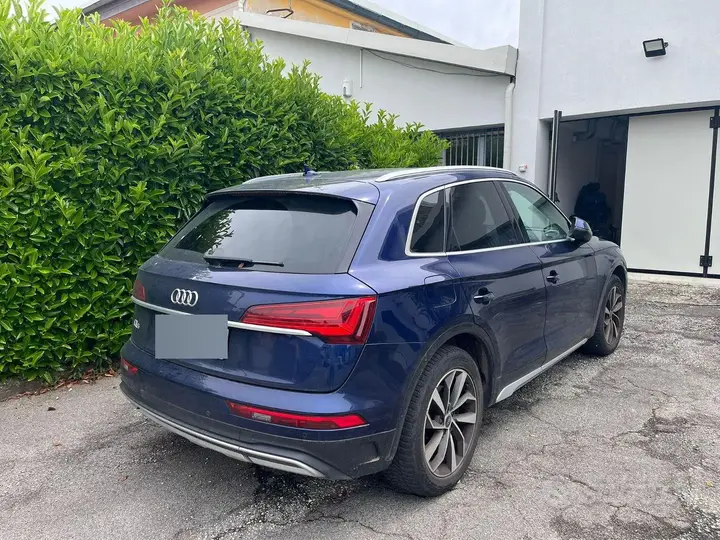 Audi Q5 2023 photo 2