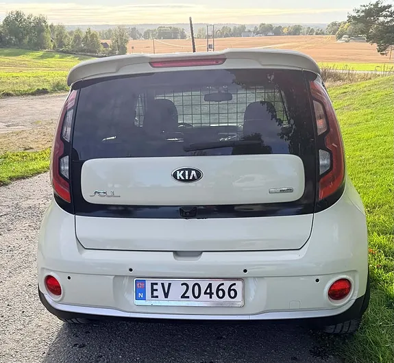 Kia Soul 2018 photo 2