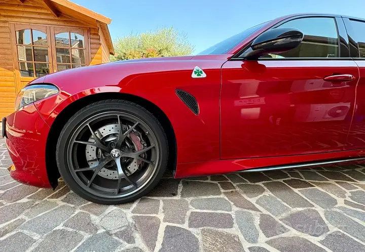 Alfa Romeo Giulia Quadrifoglio 2023 photo 2