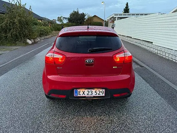 Kia Rio 2014 photo 4