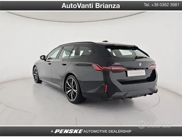 BMW 5 Series 2025 photo 4