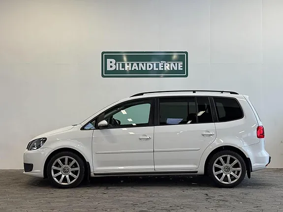 Volkswagen Touran 2011 photo 4