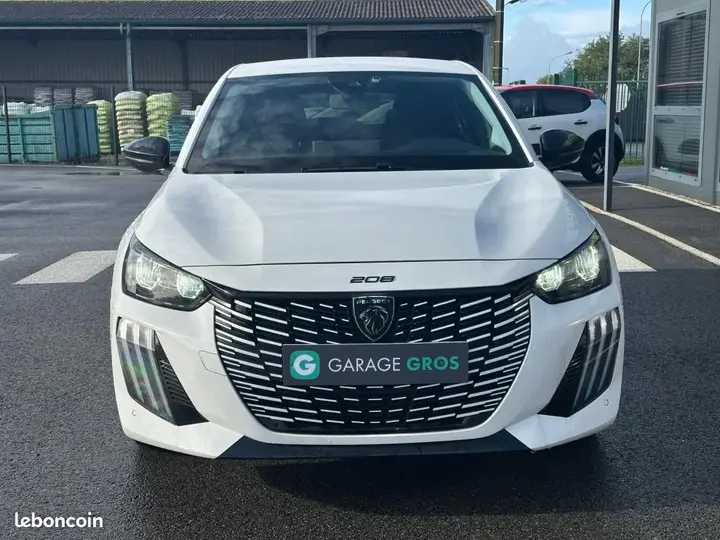 Peugeot 208 2024 photo 4