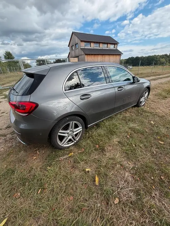 Mercedes-Benz A200