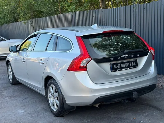 Volvo V60 2011 photo 4