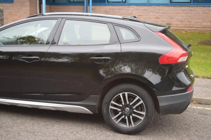 Volvo V40 2017 photo 3