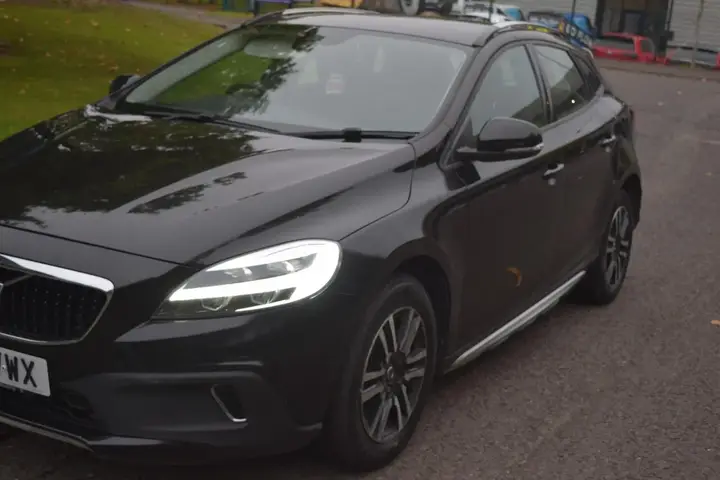 Volvo V40 2017 photo 2