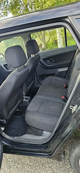Skoda Fabia 2011 photo 3