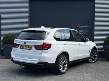 BMW X5 2015 photo 2