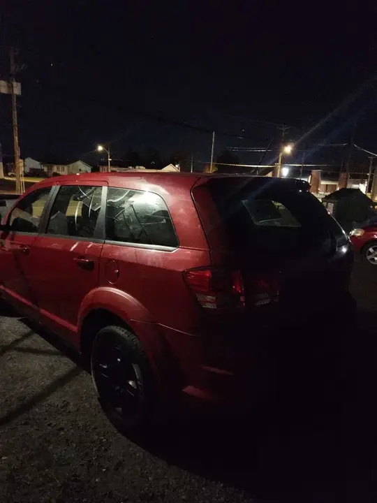 Dodge Journey 2012 photo 3