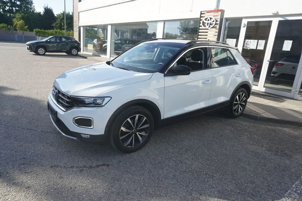 Volkswagen T-Roc 2021 photo 2