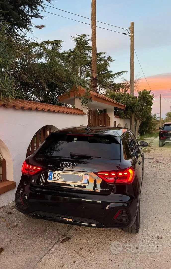 Audi A1 2024 photo 3