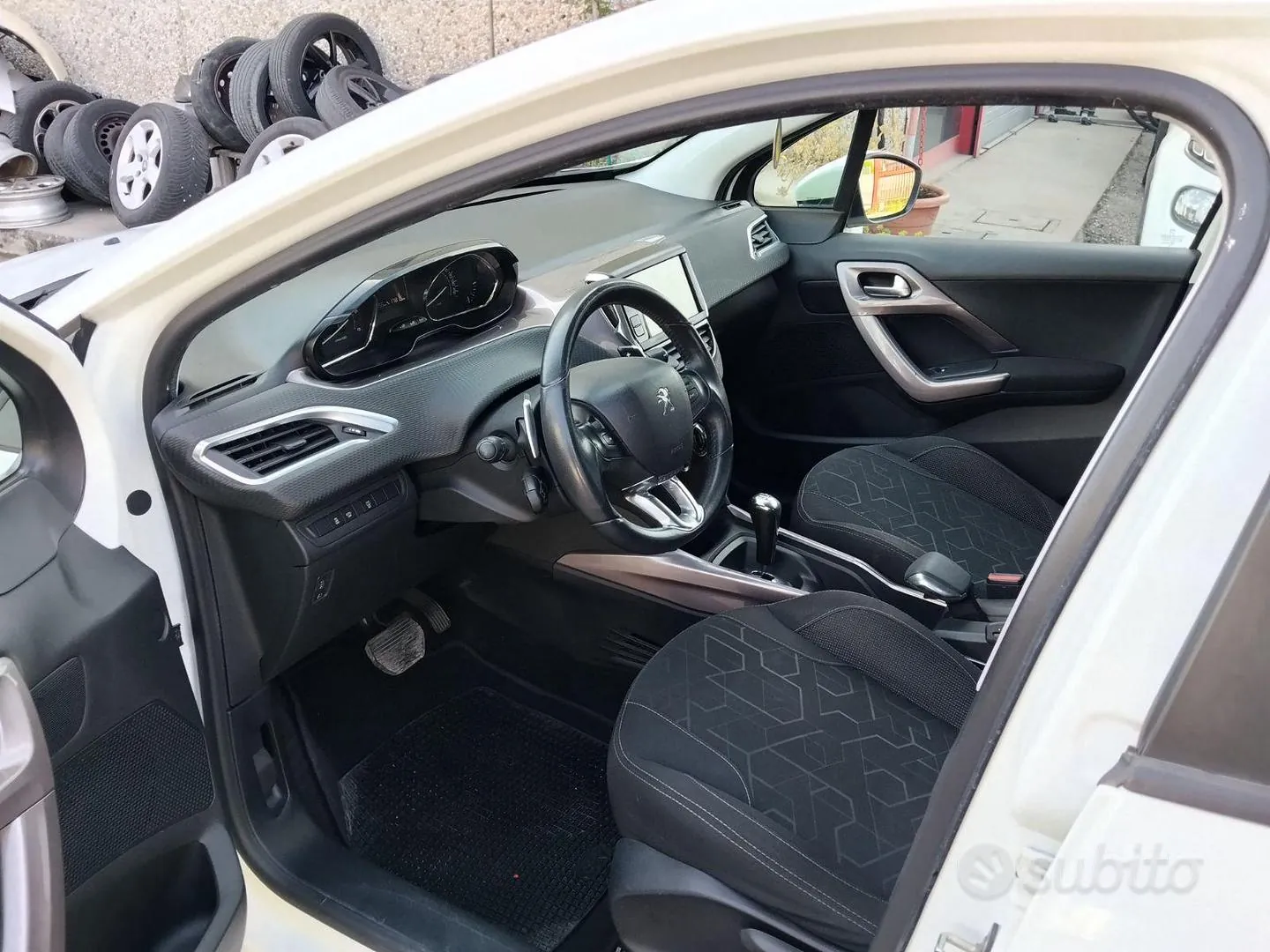 Peugeot 2008 2014 photo 5