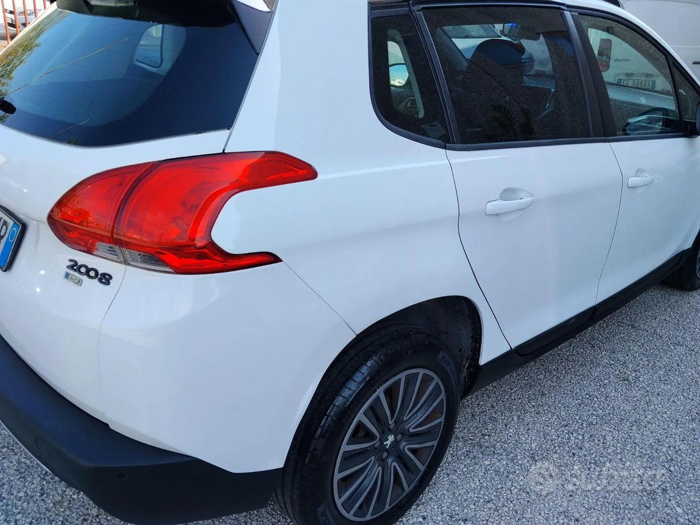 Peugeot 2008 2014 photo 3