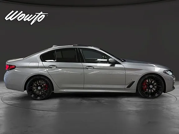 BMW M550I 2023 photo 3